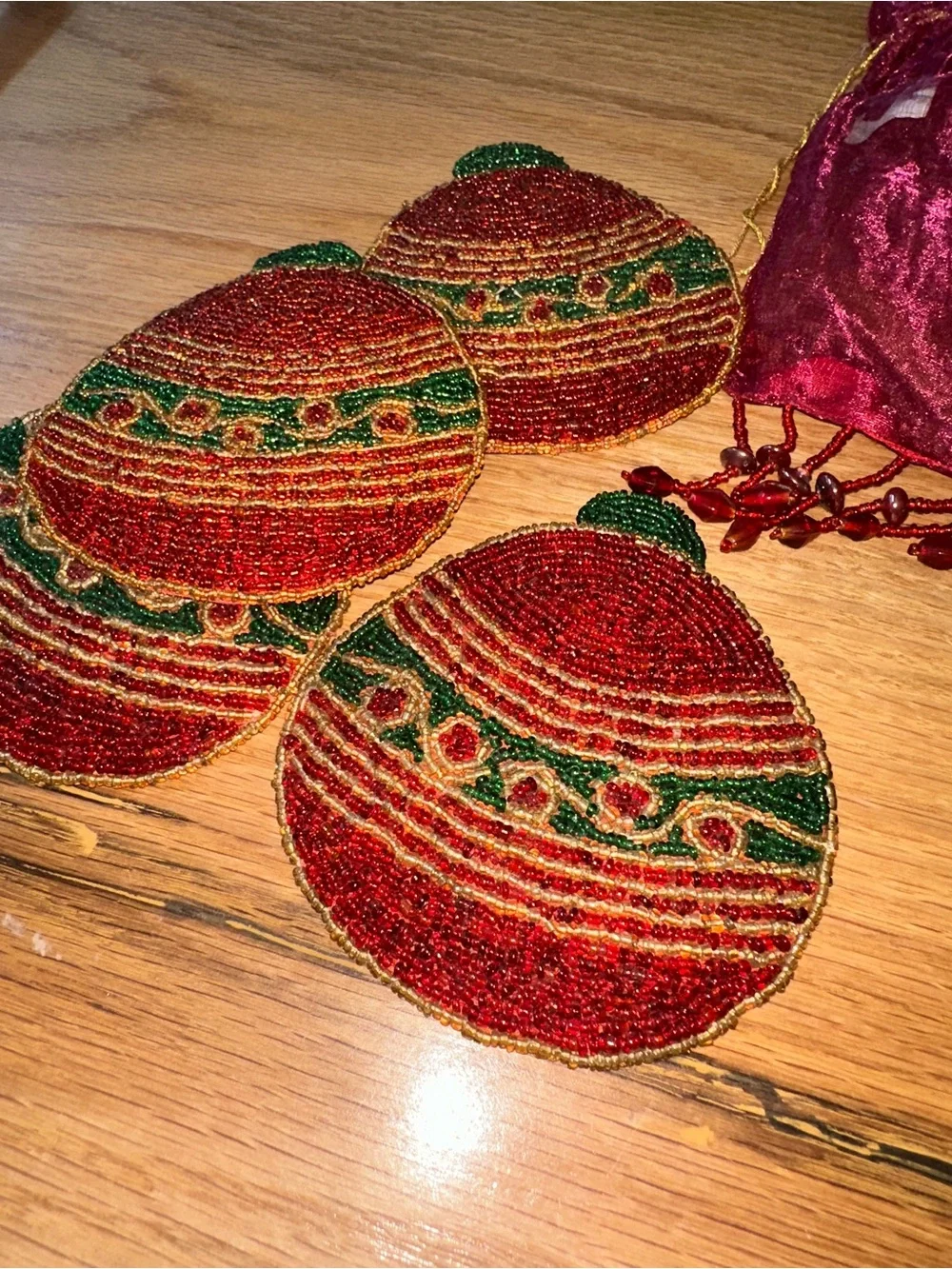 VintageChristmas Beaded Round Coasters with Matching Organza Pouch - BEAUTIFUL